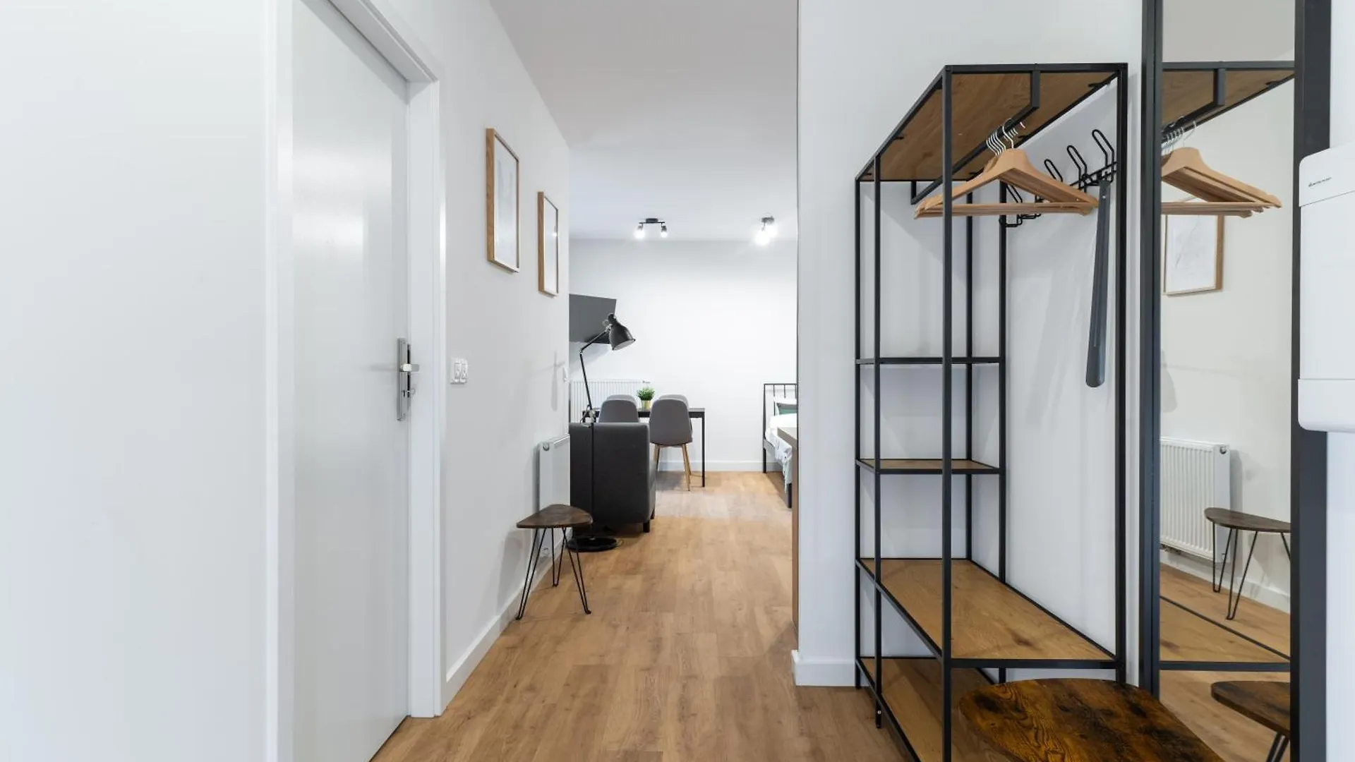 Lineburg Villa Apartments Warszawa Polen