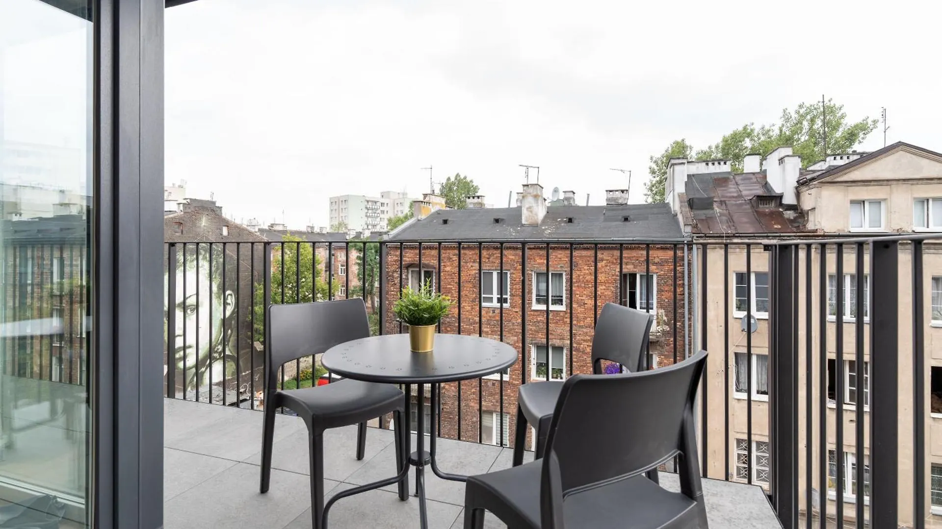 Lineburg Villa Apartments Warsaw