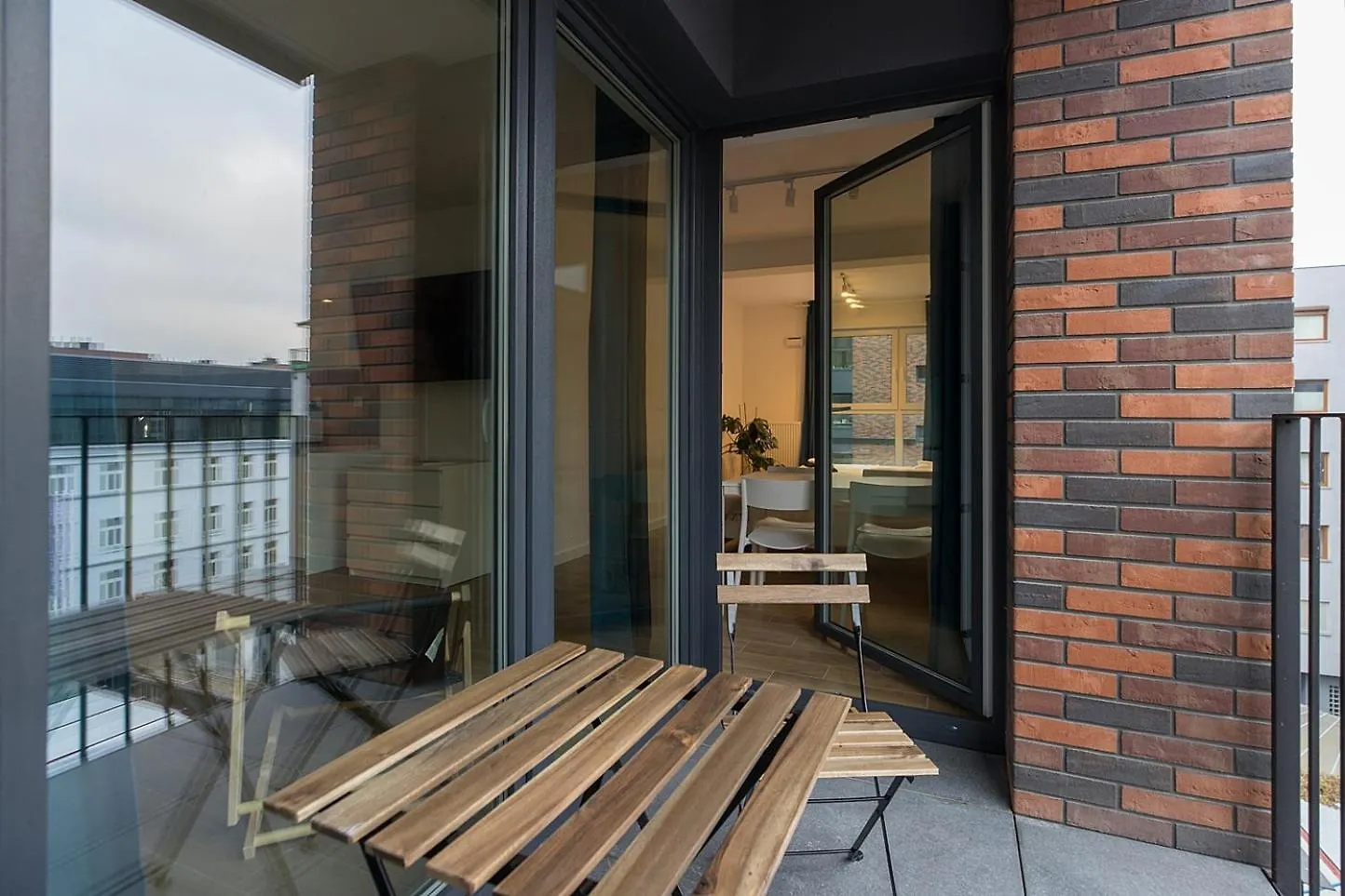 Lineburg Villa Apartments Warsaw 0*,  Poland
