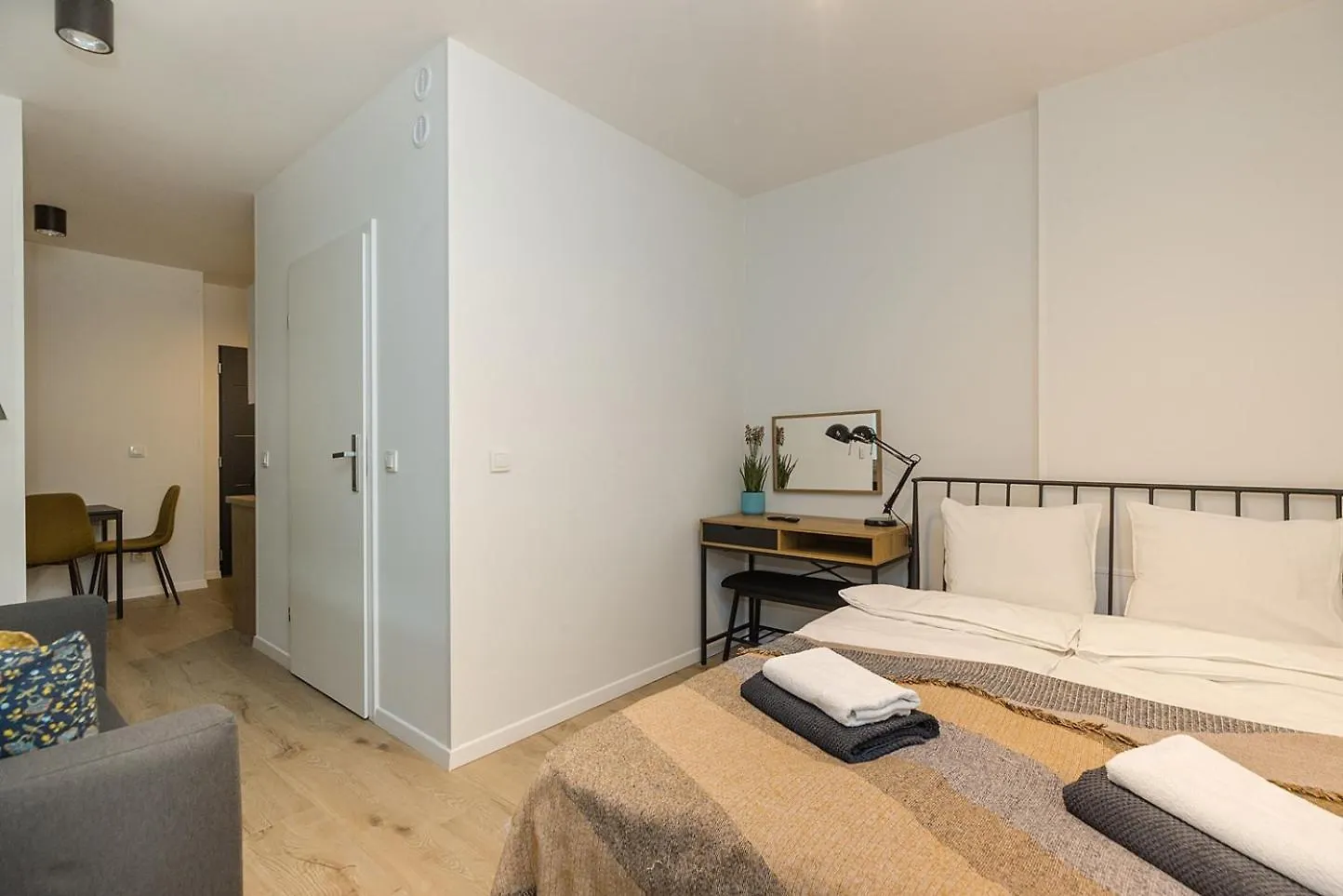 Lineburg Villa Apartments Warsaw