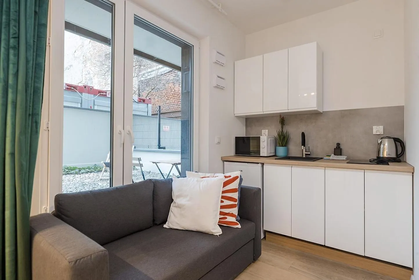 Lineburg Villa Apartments Warsaw