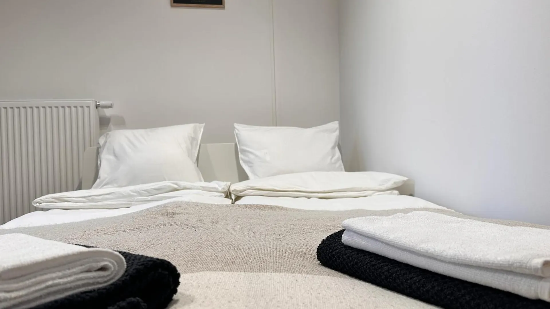 Lineburg Villa Apartments Warsaw 0*,  Poland